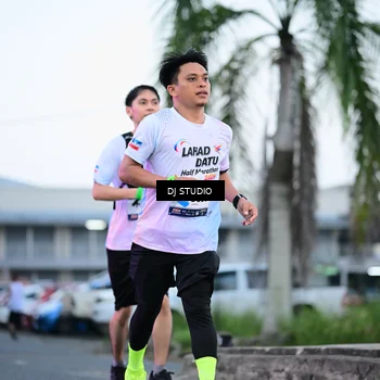 Runner Photo 7901495