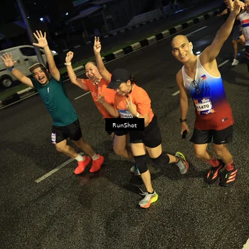 Runner Photo 7901511