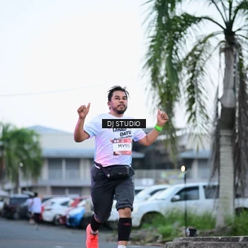 Runner Photo 7901516