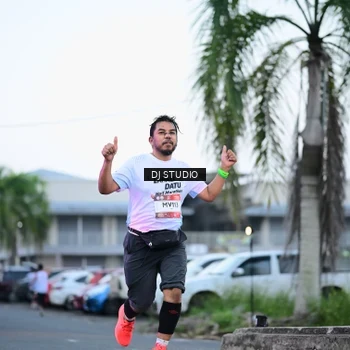 Runner Photo 7901522
