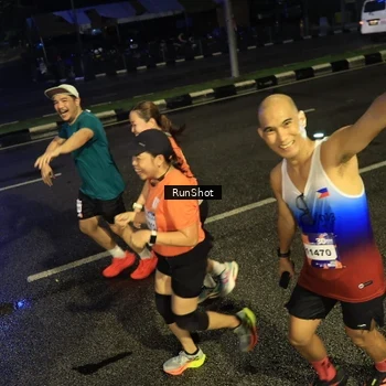 Runner Photo 7901536