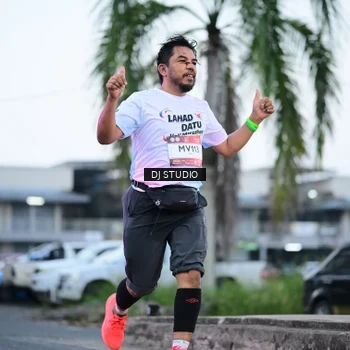 Runner Photo 7901540