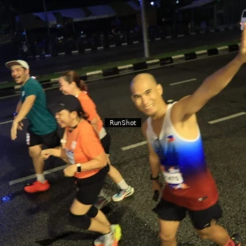 Runner Photo 7901545