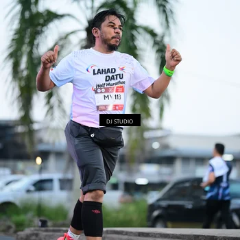 Runner Photo 7901553