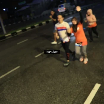 Runner Photo 7901555