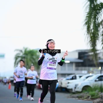Runner Photo 7901561