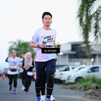 Runner Photo 7901578