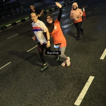 Runner Photo 7901580