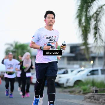 Runner Photo 7901582