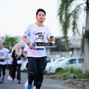 Runner Photo 7901588