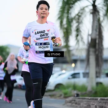 Runner Photo 7901593