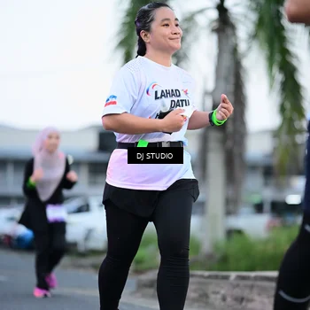 Runner Photo 7901599