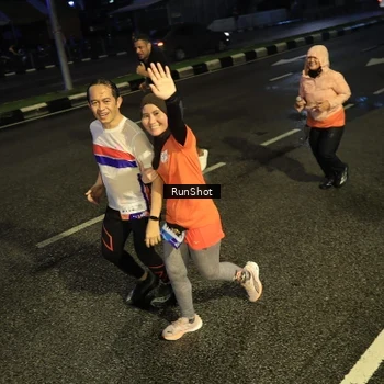 Runner Photo 7901603