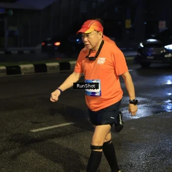 Runner Photo 7901606