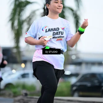 Runner Photo 7901611