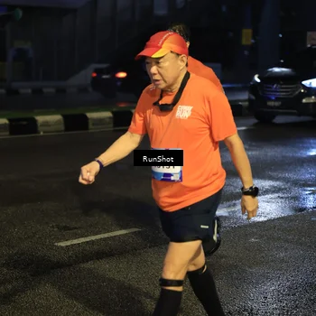 Runner Photo 7901626