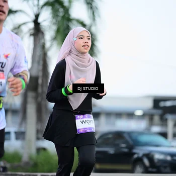 Runner Photo 7901638