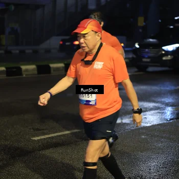 Runner Photo 7901651