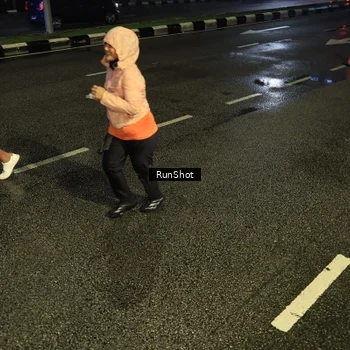 Runner Photo 7901673