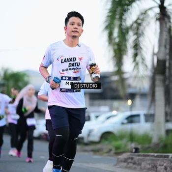 Runner Photo 7901678