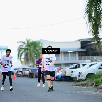Runner Photo 7901679