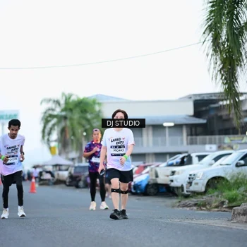 Runner Photo 7901681