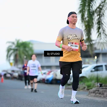 Runner Photo 7901683