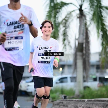 Runner Photo 7901710
