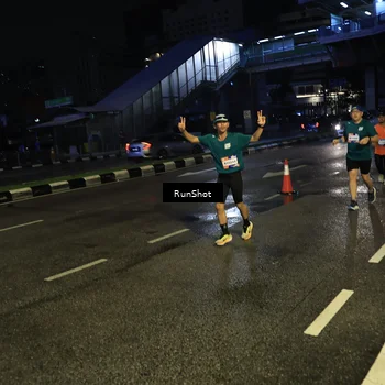 Runner Photo 7901728