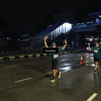 Runner Photo 7901731