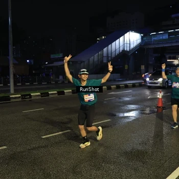 Runner Photo 7901735