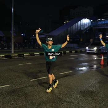 Runner Photo 7901746