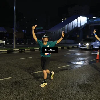 Runner Photo 7901749