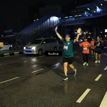 Runner Photo 7901759
