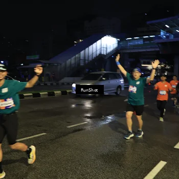 Runner Photo 7901760