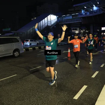 Runner Photo 7901772