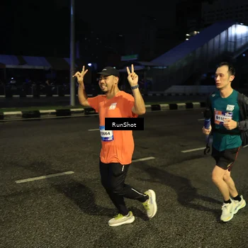 Runner Photo 7901808