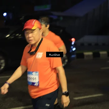 Runner Photo 7901822