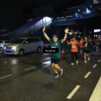 Runner Photo 7901837