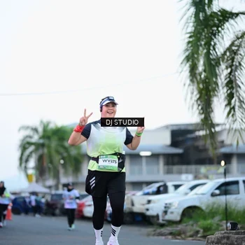 Runner Photo 7901839