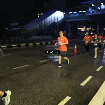 Runner Photo 7901844