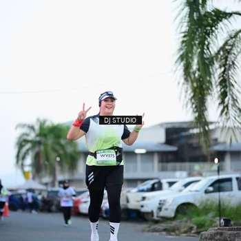 Runner Photo 7901845