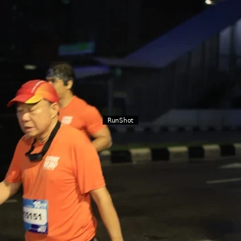 Runner Photo 7901852