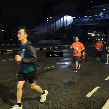 Runner Photo 7901860