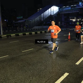 Runner Photo 7901861