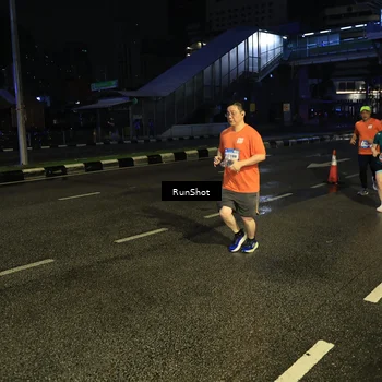 Runner Photo 7901863