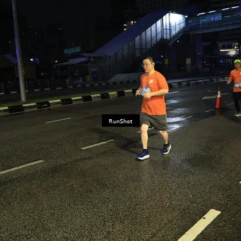 Runner Photo 7901868