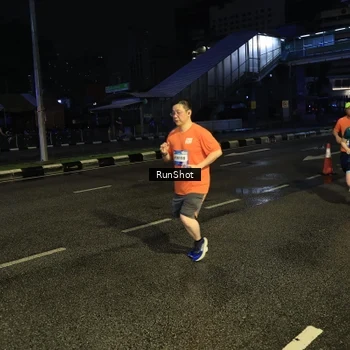 Runner Photo 7901874