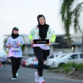 Runner Photo 7901877