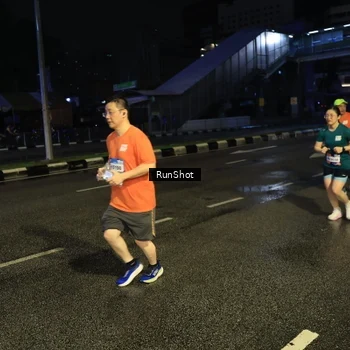 Runner Photo 7901879